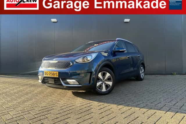 Kia Niro (2016) thumbnail 1