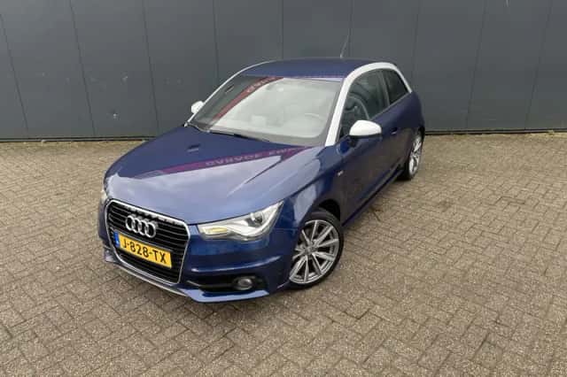 Audi A1 (2012) thumbnail 5