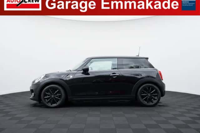 MINI One (2018) thumbnail 2