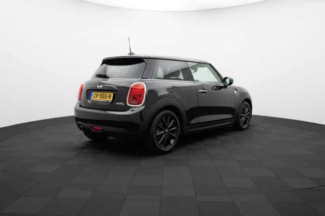 MINI One (2018) thumbnail 5
