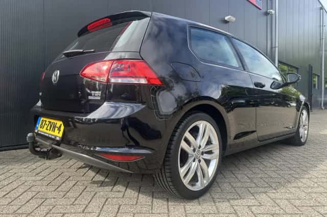 Volkswagen Golf (2013) thumbnail 6