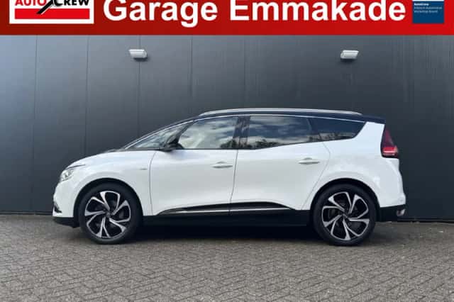 Renault Grand Scénic (2017) thumbnail 2