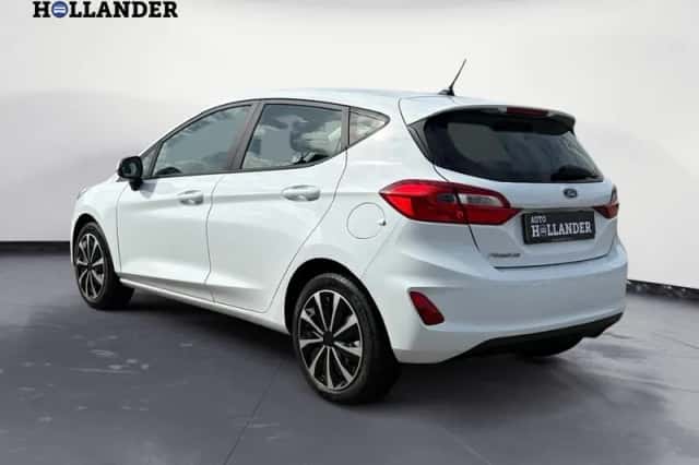 Ford Fiesta (2019) thumbnail 5