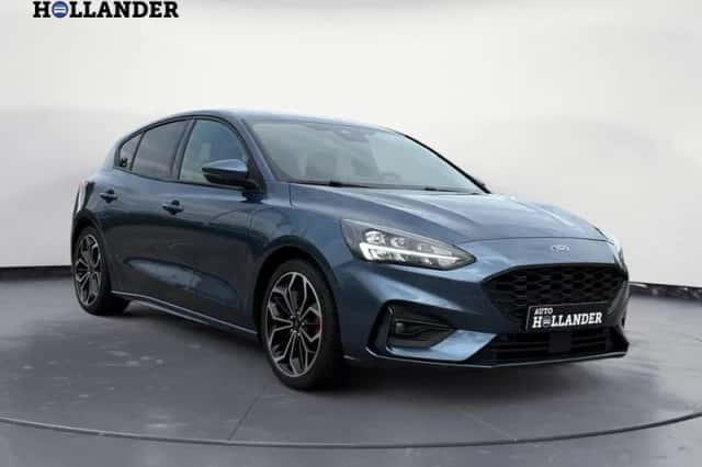 Ford Focus (2020) thumbnail 3