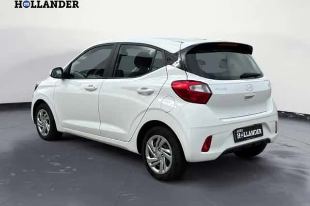 Hyundai i10 (2024) thumbnail 3