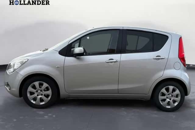 Opel Agila (2010) thumbnail 5