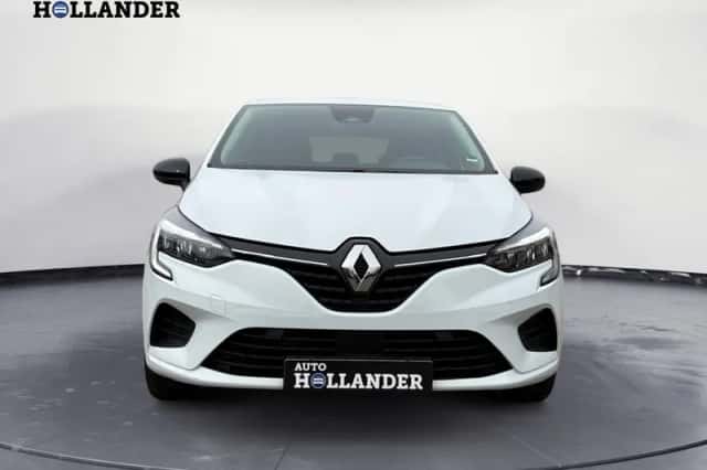 Renault Clio (2023) thumbnail 2