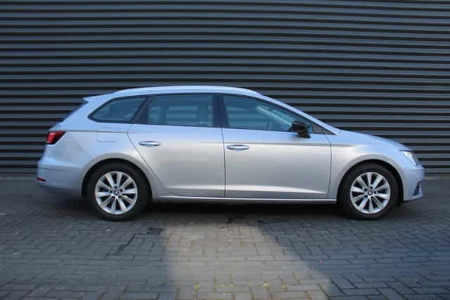SEAT Leon (2019) thumbnail 6
