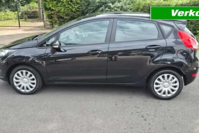 Ford Fiesta (2013) thumbnail 1