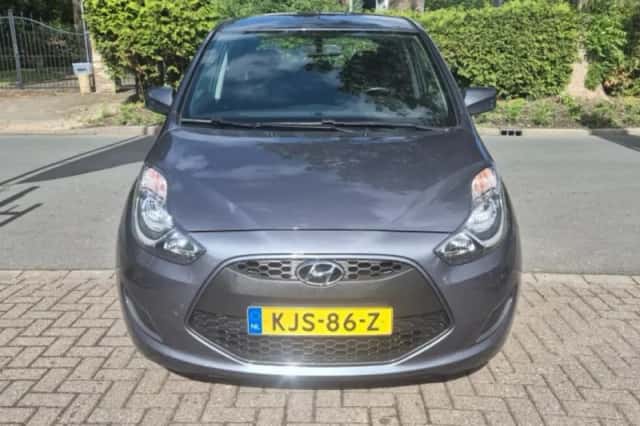 Hyundai ix20 (2017) thumbnail 4