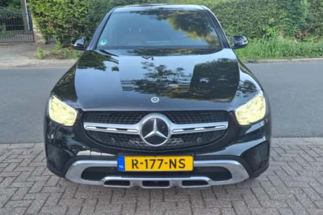 Mercedes-Benz 300 (2021) thumbnail 5