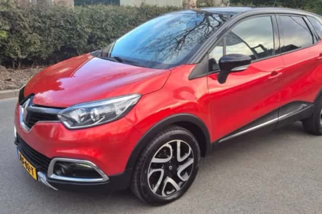 Renault Captur (2015) thumbnail 4