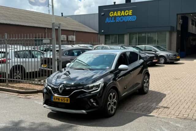 Renault Captur (2021) thumbnail 5