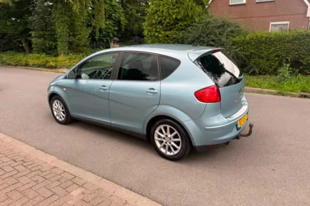 SEAT Altea (2010) thumbnail 3