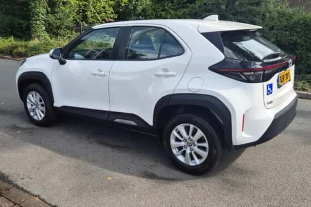 Toyota Yaris Cross (2021) thumbnail 2
