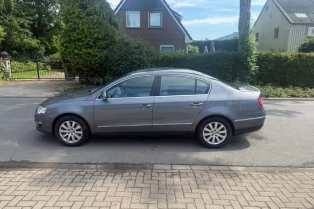 Volkswagen Passat (2007) thumbnail 2