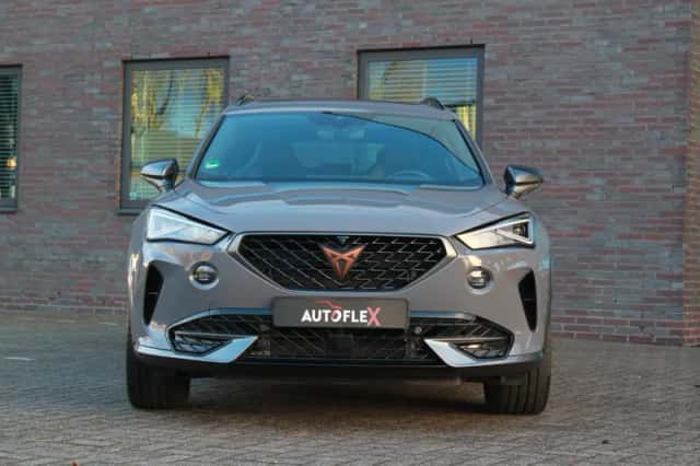 CUPRA Formentor (2022) thumbnail 4