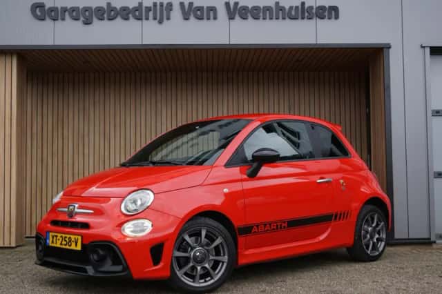 Fiat 500 (2019) thumbnail 1