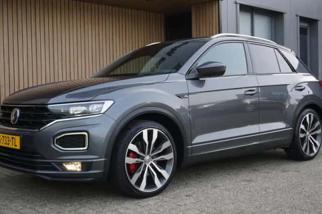 Volkswagen T-Roc (2019) thumbnail 4