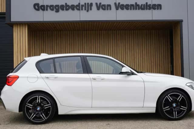 BMW 1-Serie (2017) thumbnail 3