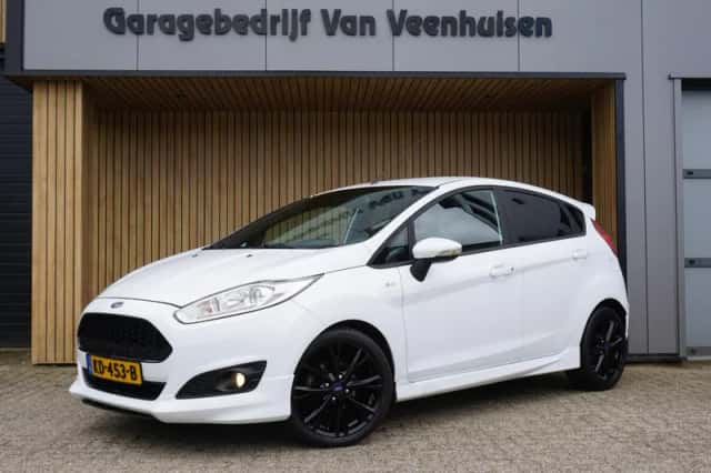 Ford Fiesta (2016) thumbnail 1