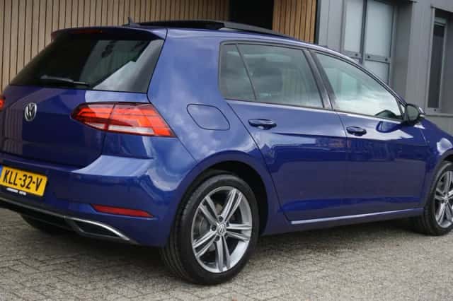 Volkswagen Golf (2018) thumbnail 5