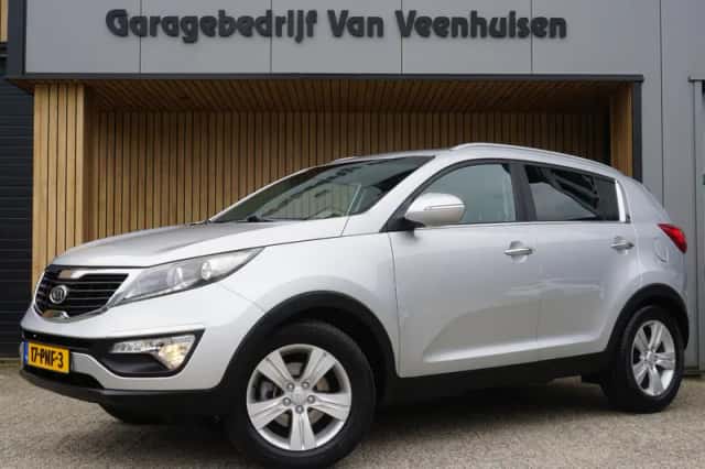 Kia Sportage (2011) thumbnail 1