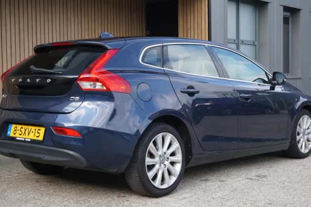 Volvo V40 (2013) thumbnail 5