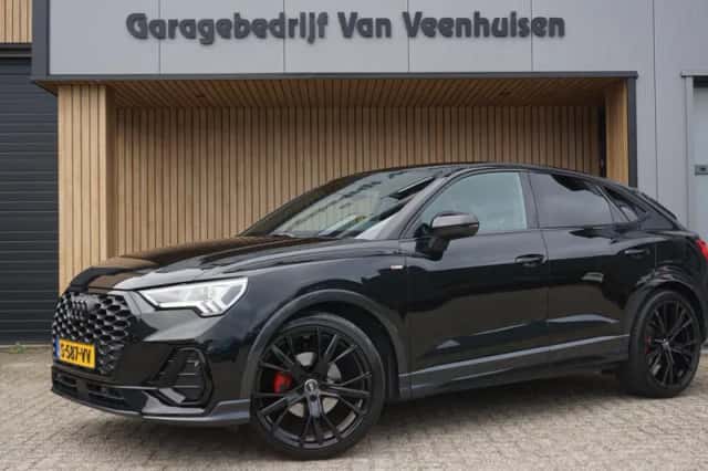 Audi Q3 (2021) thumbnail 1