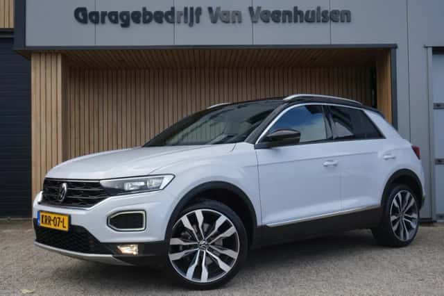 Volkswagen T-Roc (2020) thumbnail 1