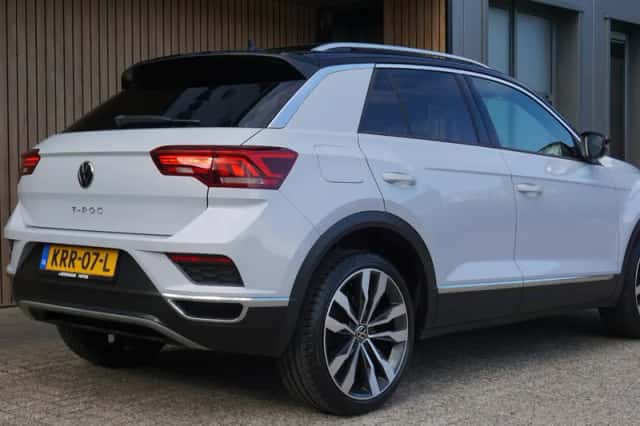 Volkswagen T-Roc (2020) thumbnail 5