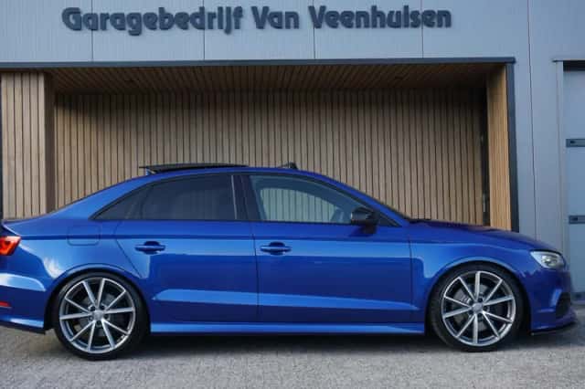 Audi S3 (2016) thumbnail 3