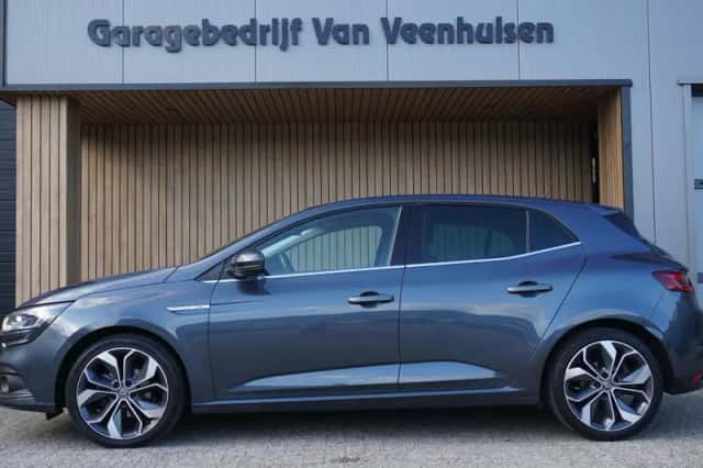Renault Mégane (2020) thumbnail 2
