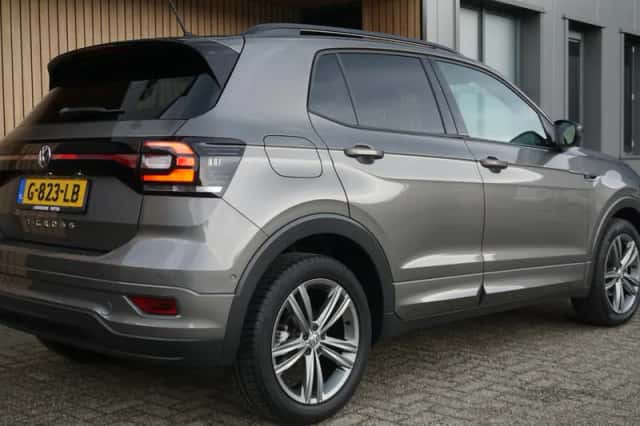 Volkswagen T-Cross (2019) thumbnail 5