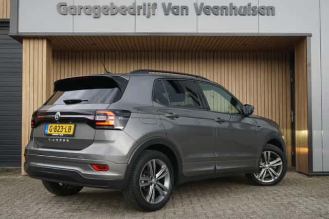 Volkswagen T-Cross (2019) thumbnail 6