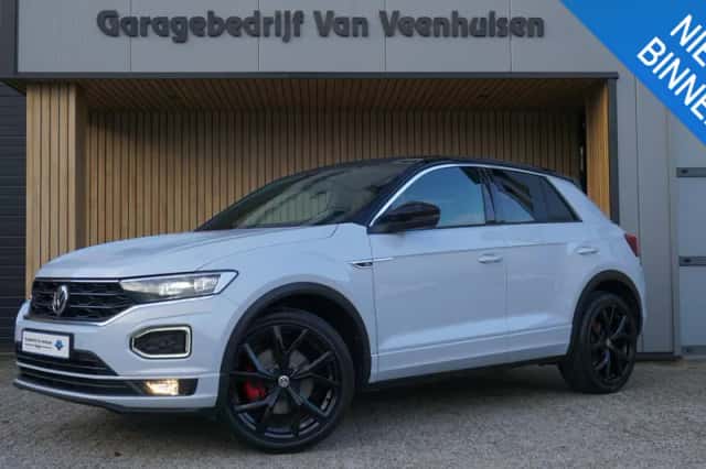 Volkswagen T-Roc (2019) thumbnail 1