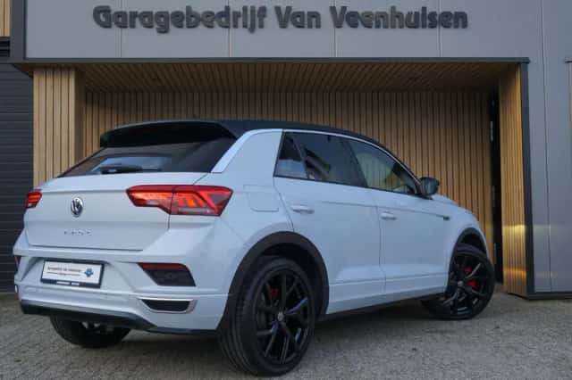 Volkswagen T-Roc (2019) thumbnail 6