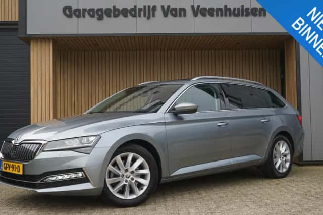 Škoda Superb (2020) thumbnail 1