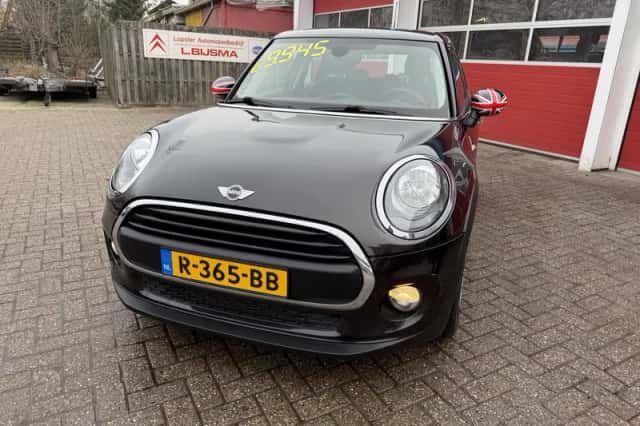 MINI One (2015) thumbnail 6