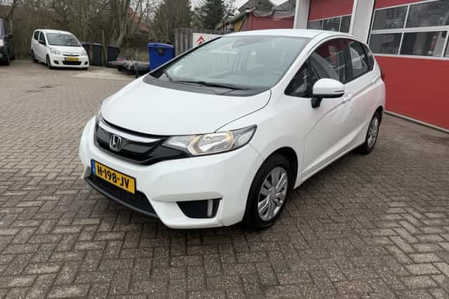Honda Jazz (2018) thumbnail 5