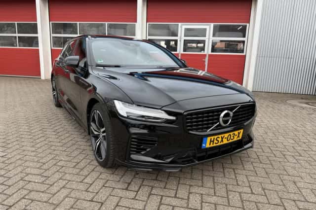 Volvo V60 (2022) thumbnail 6