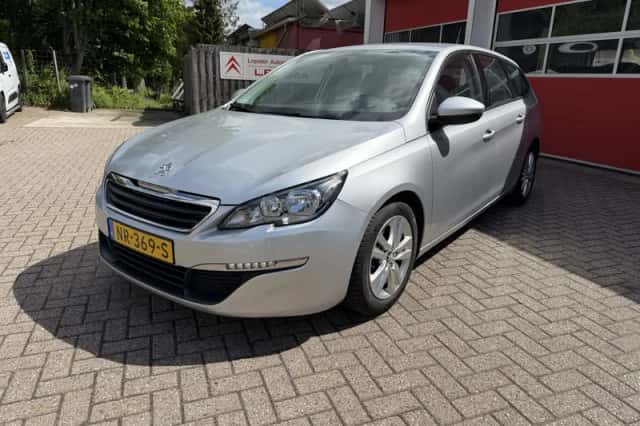 Peugeot 308 (2017) thumbnail 5
