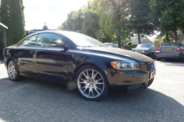 Volvo C70 (2007) thumbnail 3