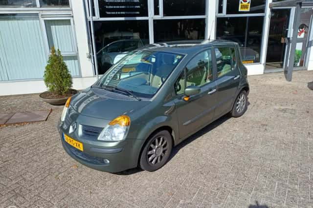 Renault Modus (2005) thumbnail 4