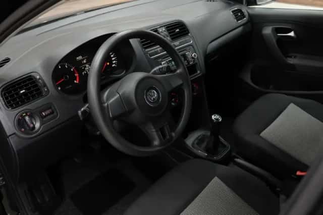 Volkswagen Polo (2011) thumbnail 3