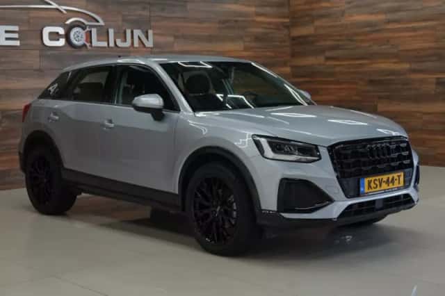 Audi Q2 (2023) thumbnail 3