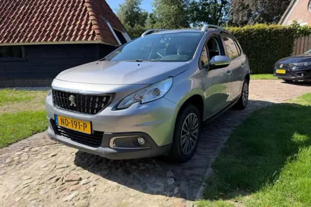Peugeot 2008 (2017) thumbnail 6