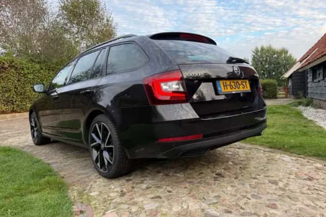 Škoda Octavia (2020) thumbnail 3