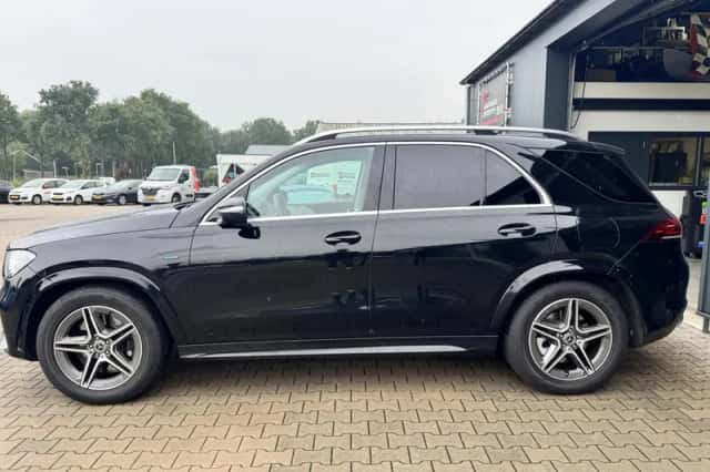 Mercedes-Benz GLE (2021) thumbnail 5