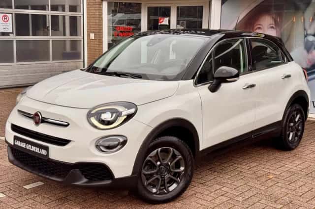 Fiat 500X (2019) thumbnail 2